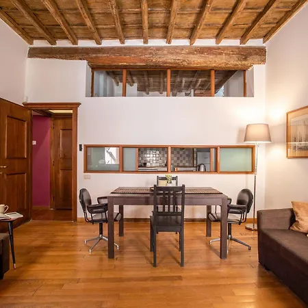 Trastevering In Apartment *